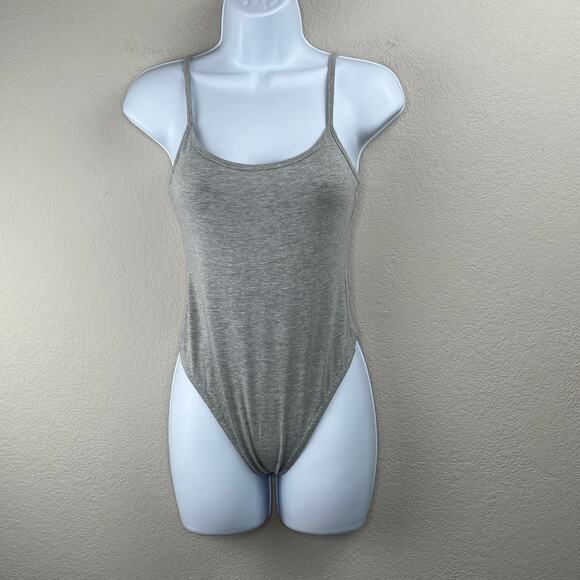 PrettyLittleThing Basic Grey Marl Cotton Sleeveless Scoop Neck Bodysuit 6/M NWT - Picture 9 of 11